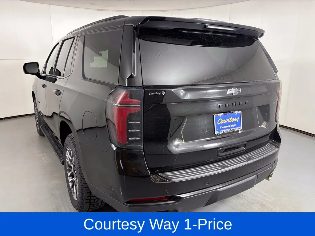 Used 2025 Black Chevrolet Z71 image 8