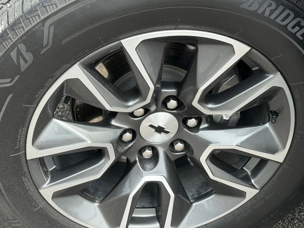 Used 2023 Black Chevrolet RST image 7