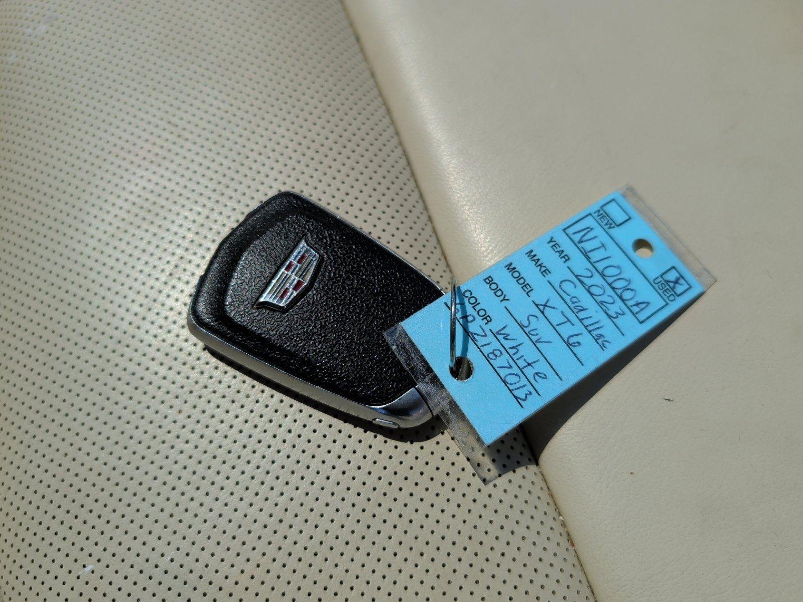 Used 2023 Crystal White Tricoat Cadillac FWD Premium Luxury image 43