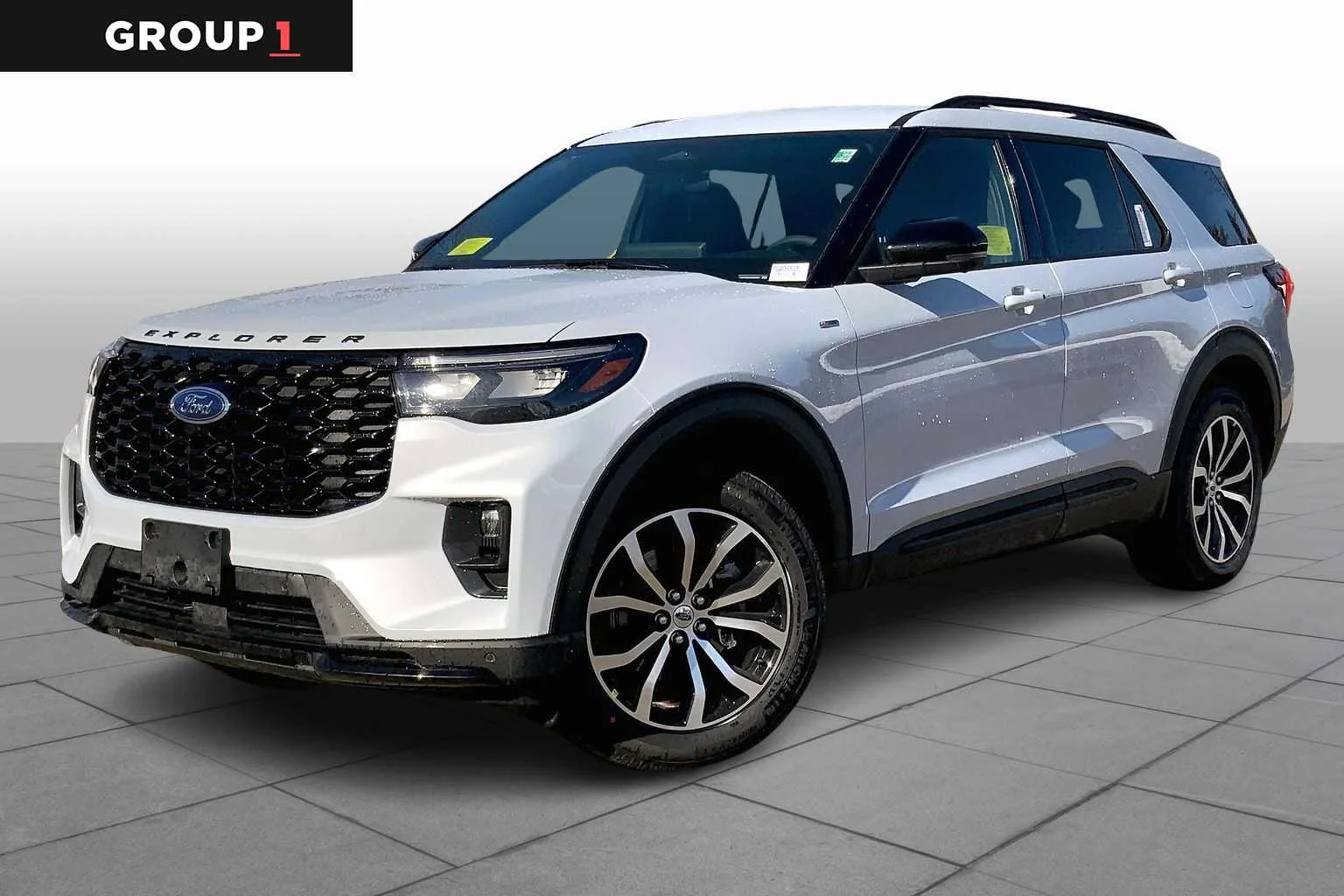 2026 Ford Explorer ST-LINE 4WD's photo