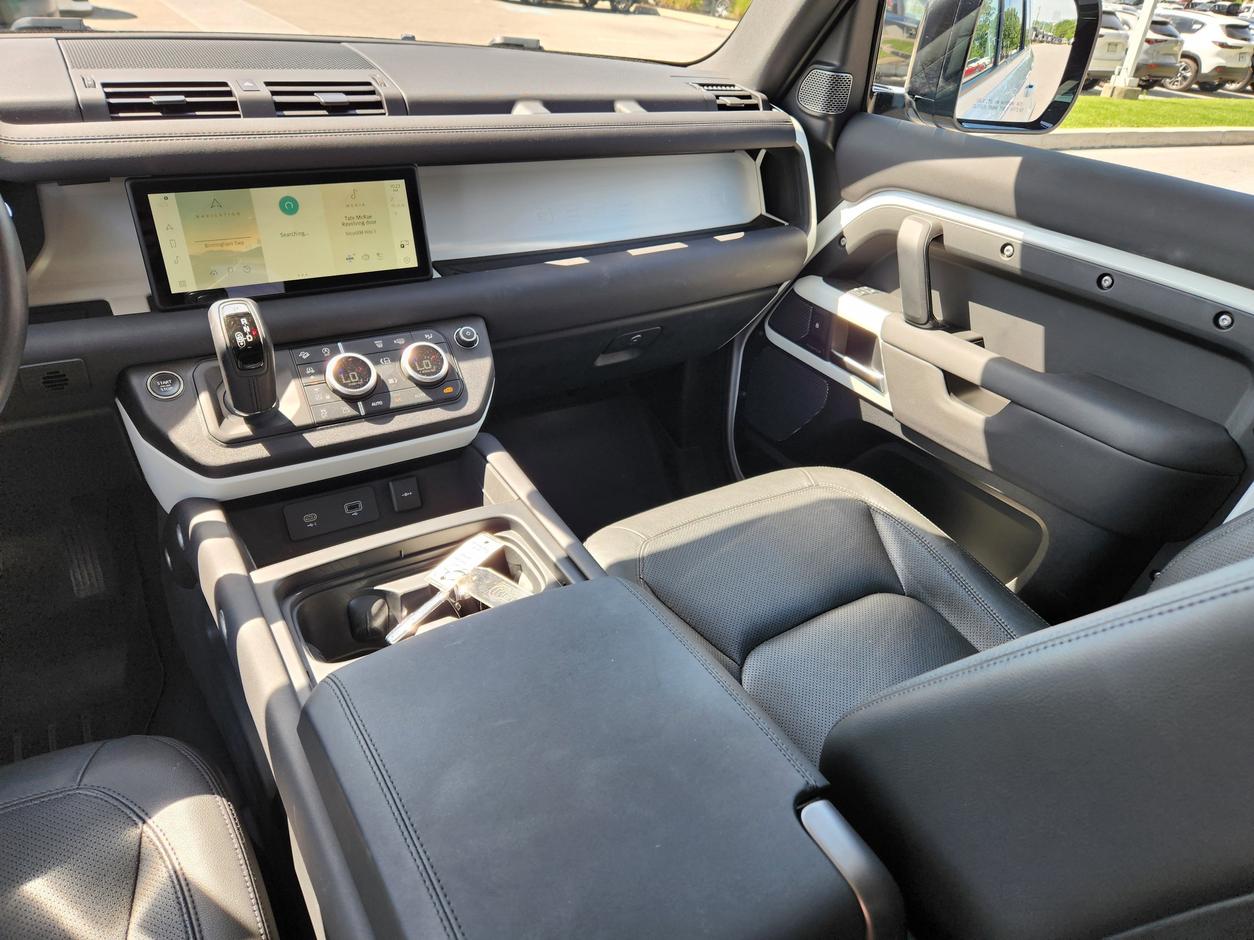 Certified Used 2024 Fuji White Land Rover S image 14