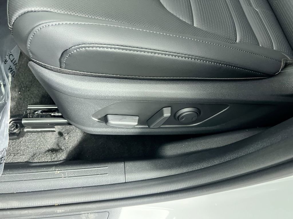 New 2026 Wolf Gray Kia SX Prestige image 14