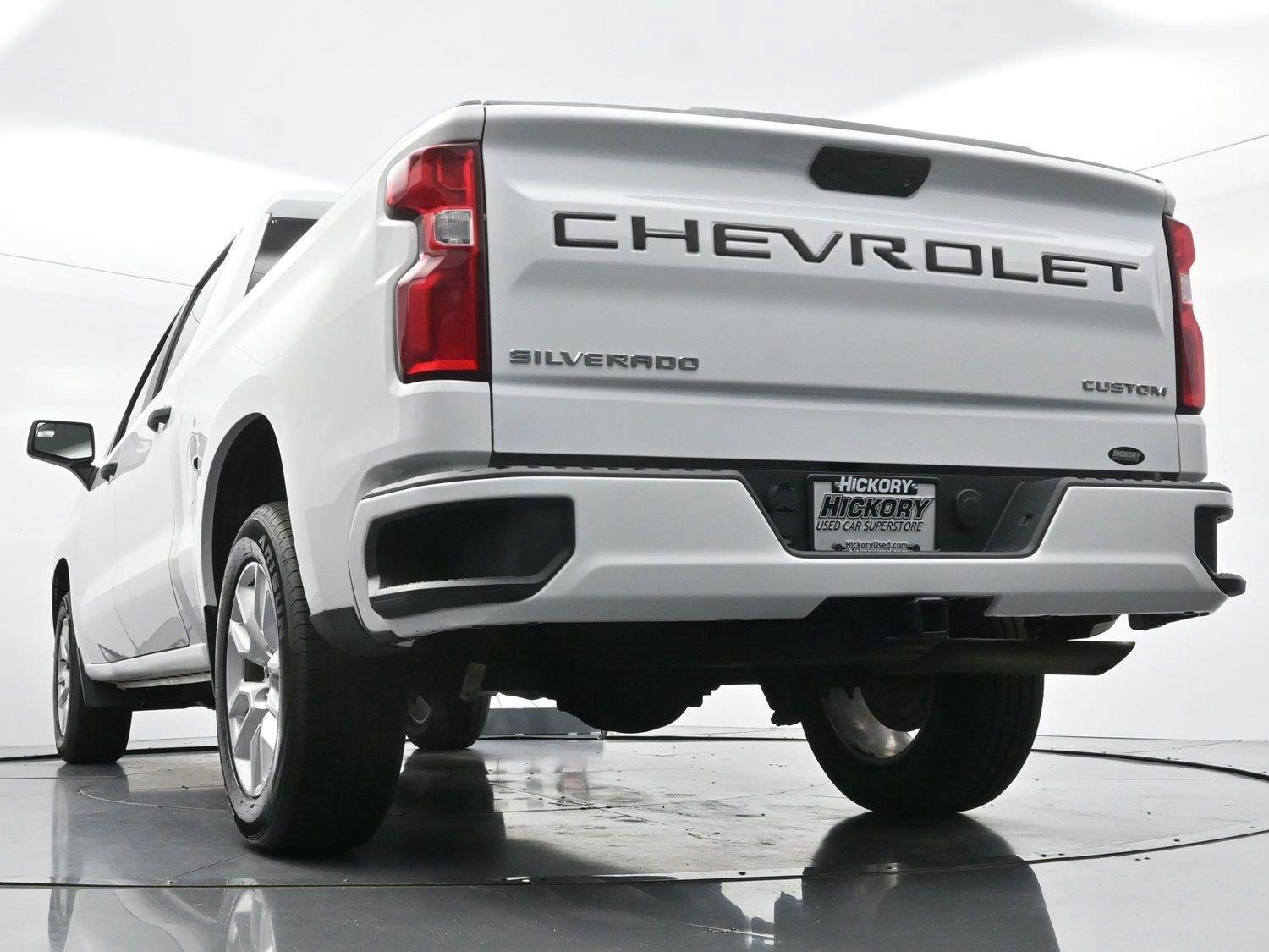 Used 2022 Summit White Chevrolet Custom image 45