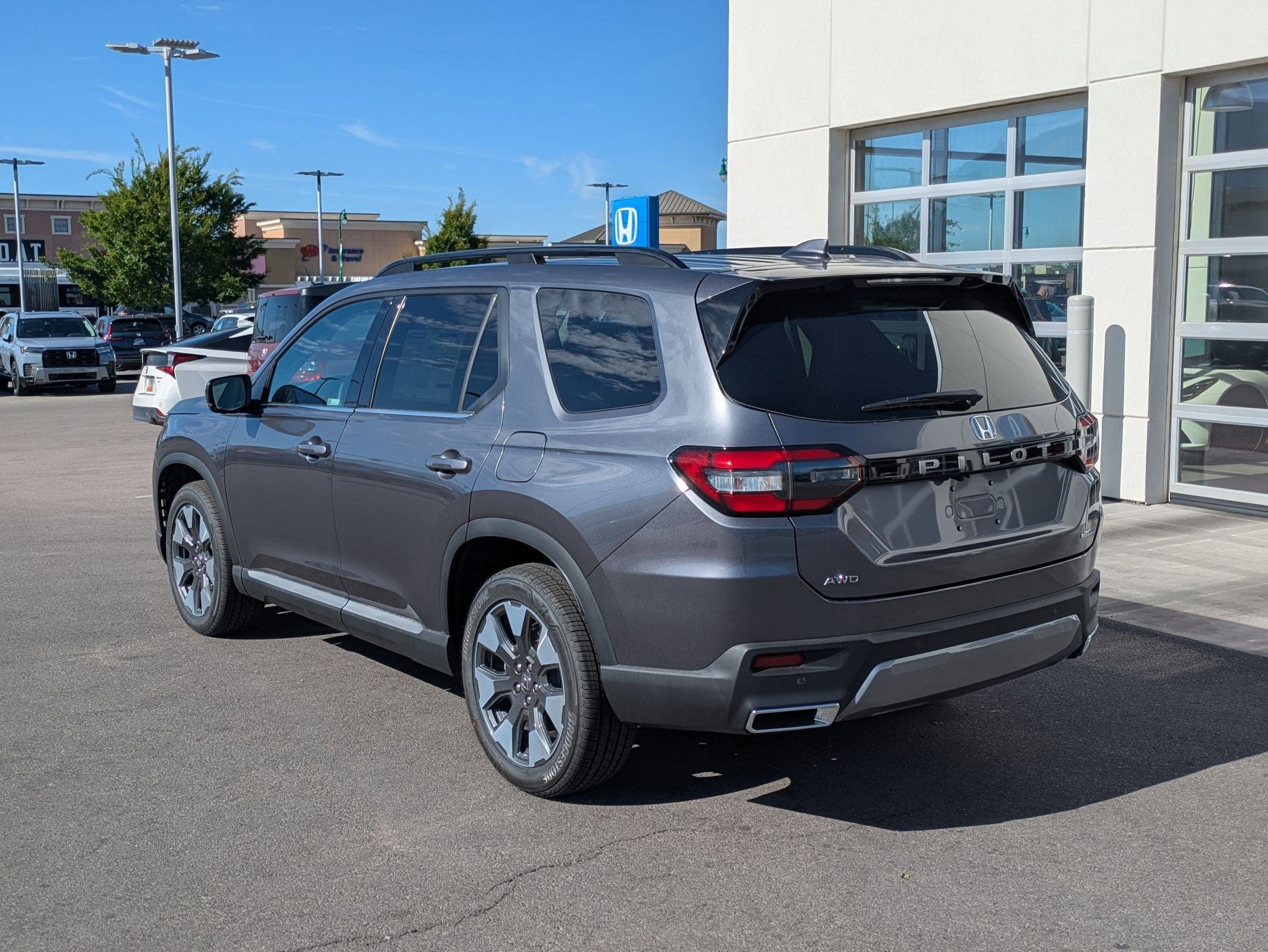 New 2026 Modern Steel Metallic Honda Touring image 5