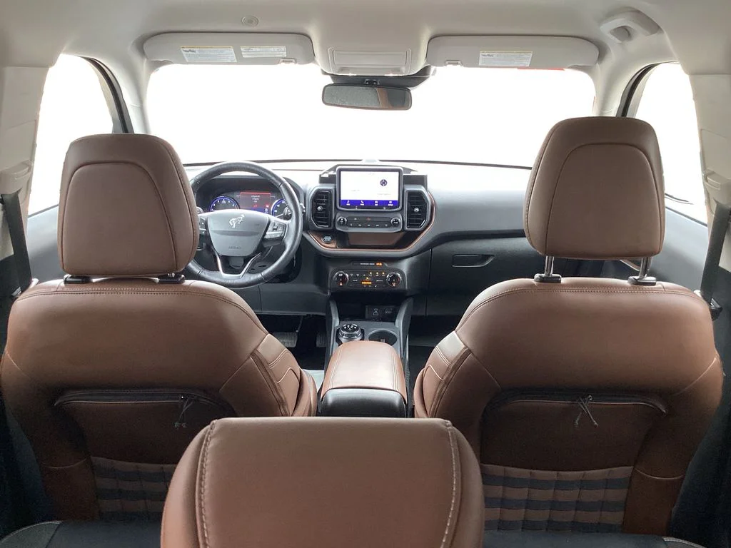 Used 2022  Ford Outer Banks image 12
