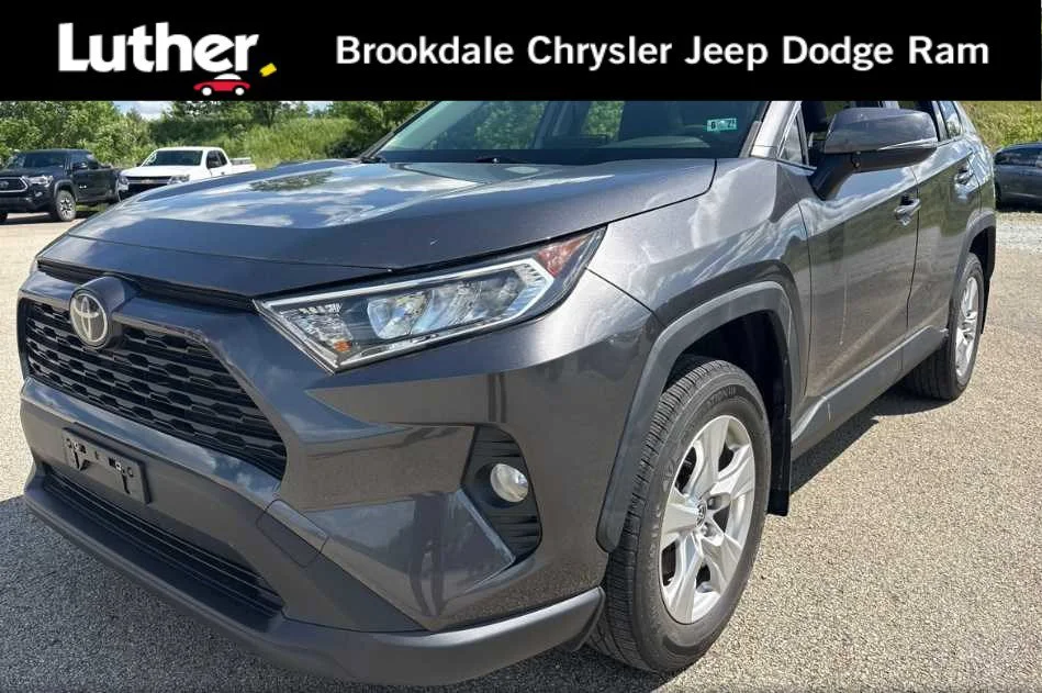 2020 Toyota RAV4 XLE AWD's photo