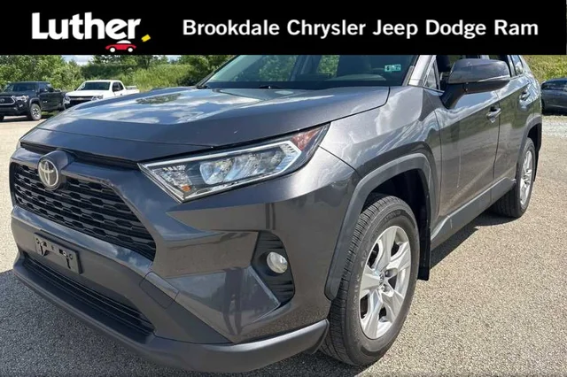 2020 Toyota RAV4 XLE
