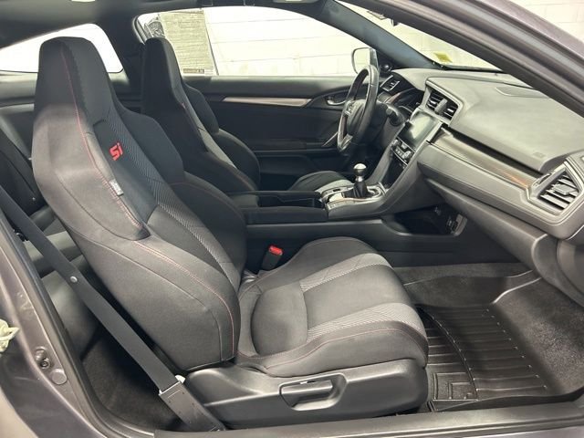 Used 2018 Modern Steel Metallic Honda Si image 12