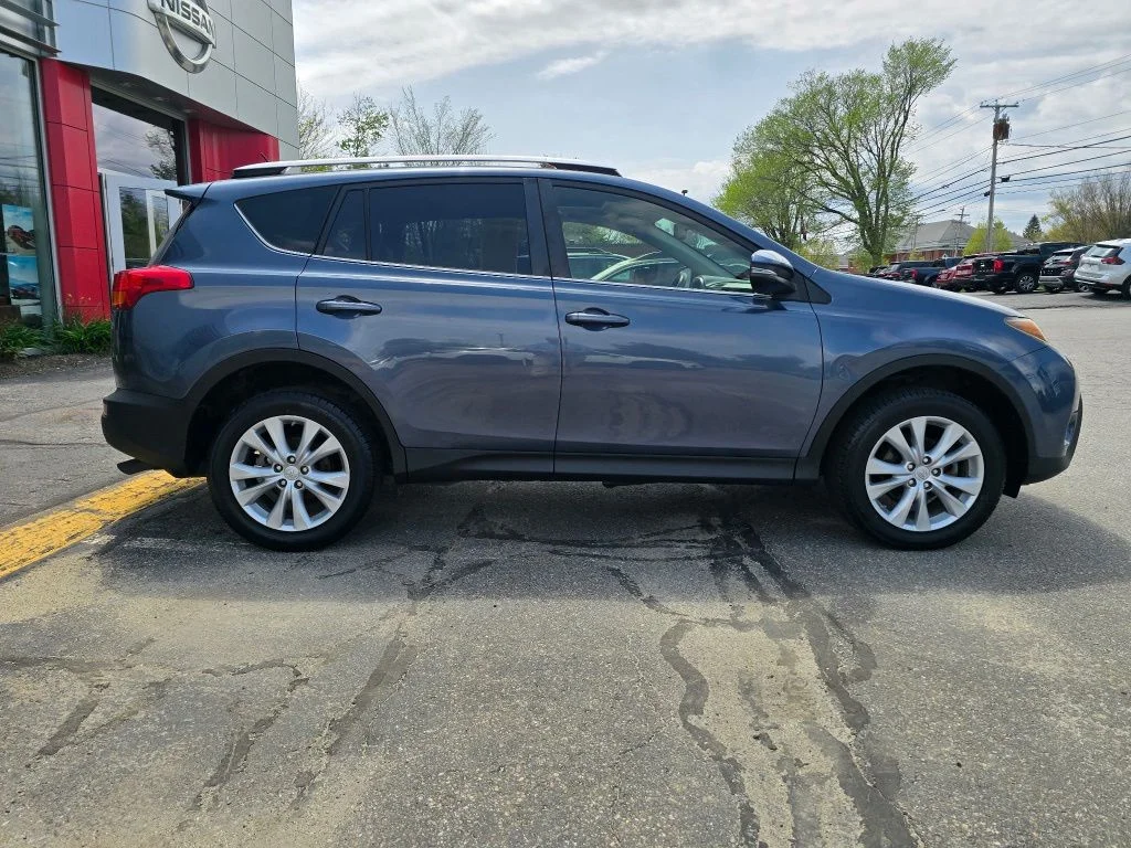 Used 2014 Shoreline Mist Toyota 4WD Limited image 6