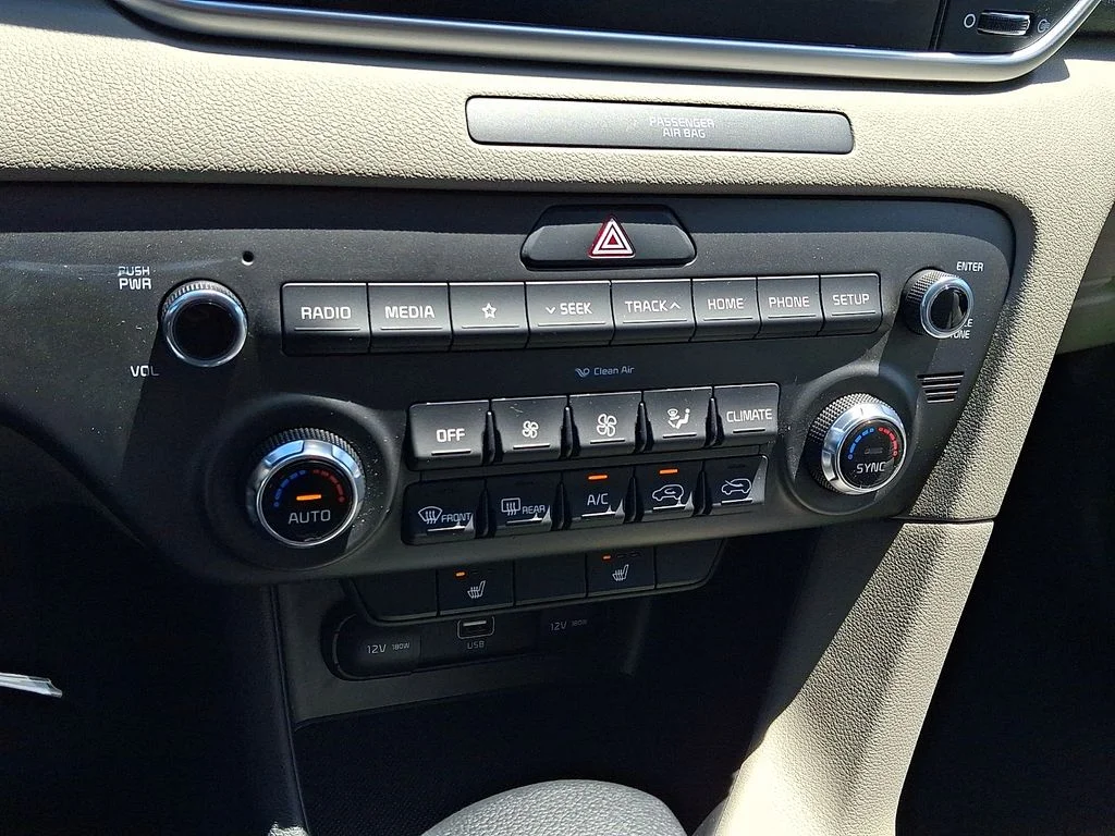 2020 Kia Sportage LX - Photo 15