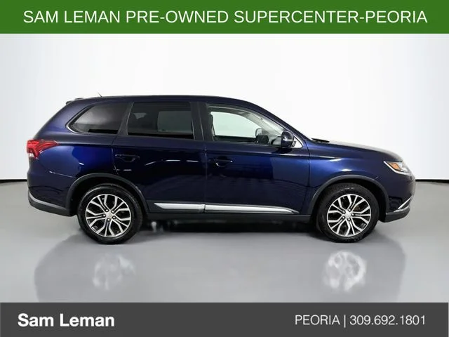 Used 2016  Mitsubishi  image 8