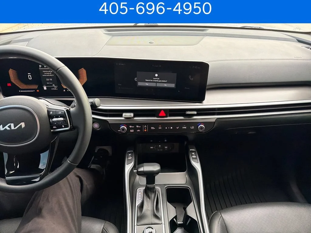 Pre-Owned 2024 Kia Sorento S