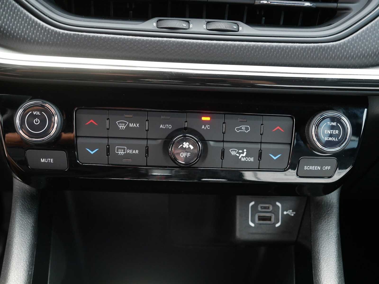 2025 Jeep Compass Trailhawk - Photo 23