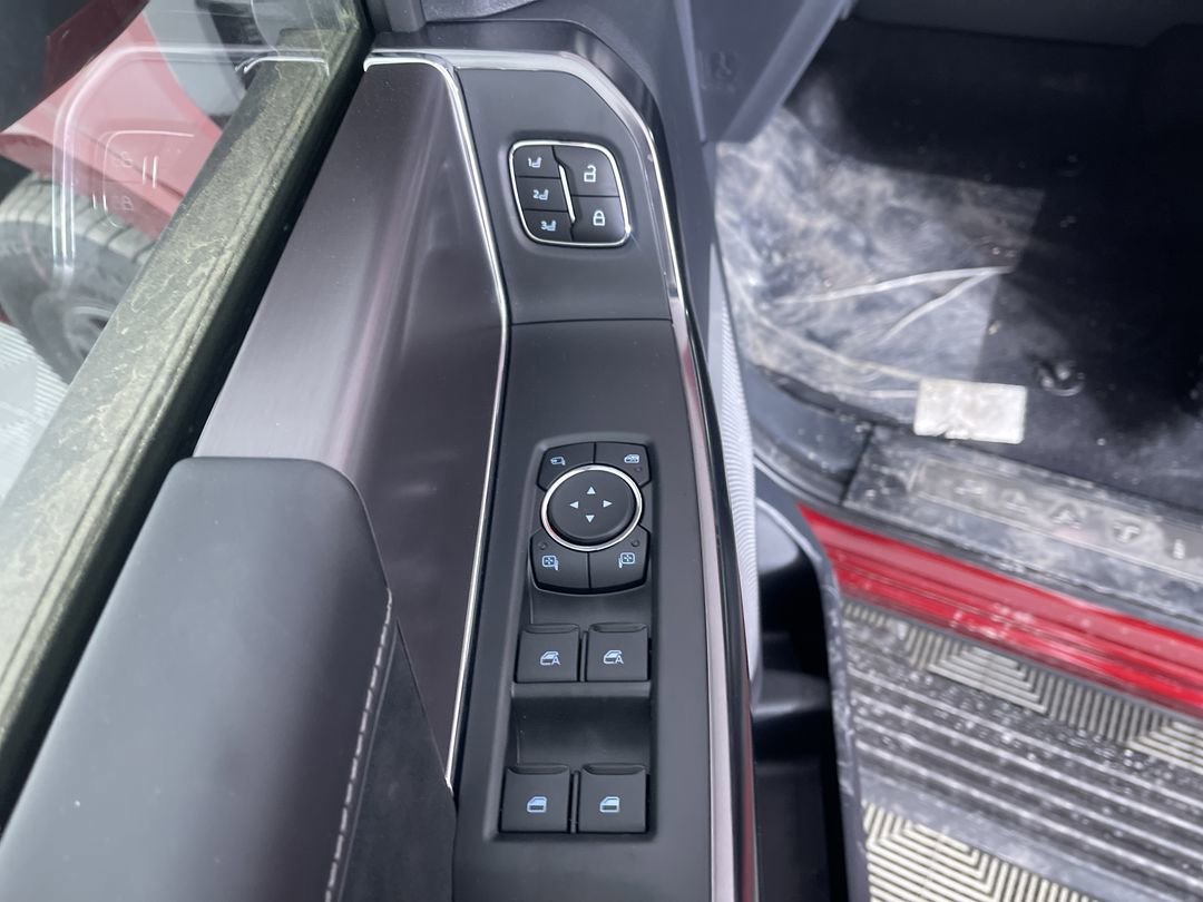 New 2026 Ruby Red Metallic Tinted Clearcoat Ford Platinum image 14