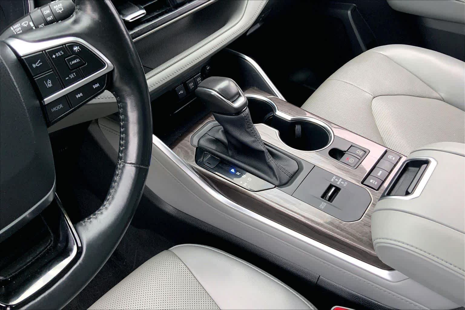 Used 2020 Magnetic Gray Metallic Toyota Limited image 16
