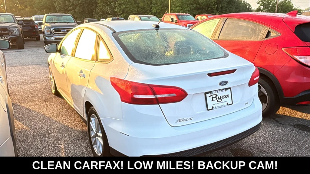 Used 2018 White Ford SE image 4