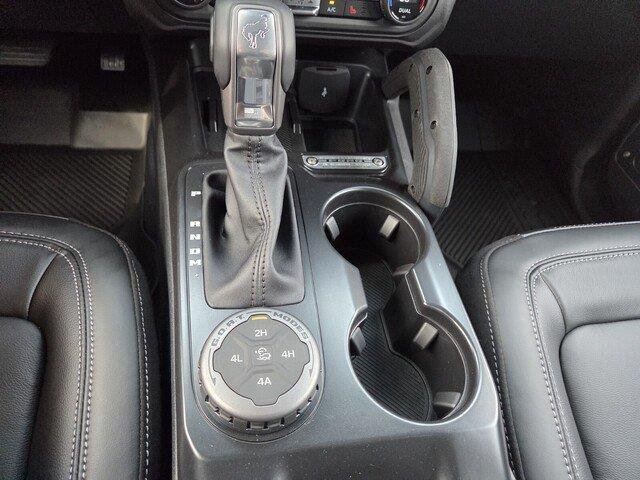 New 2026 Avalanche Gray Ford Outer Banks® image 20