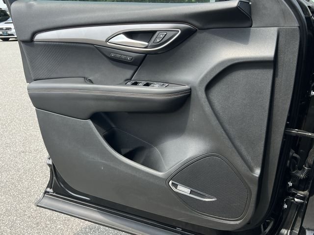 Used 2025 Black Buick Sport Touring image 32