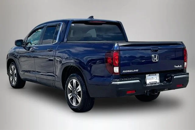 Used 2017  Honda RTL-T image 4
