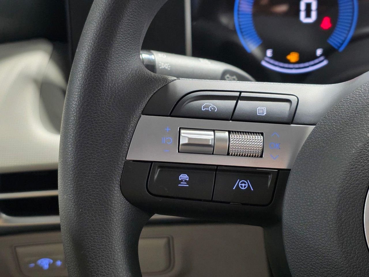 New 2026 Ecotronic Gray Hyundai SEL Plus FWD image 31