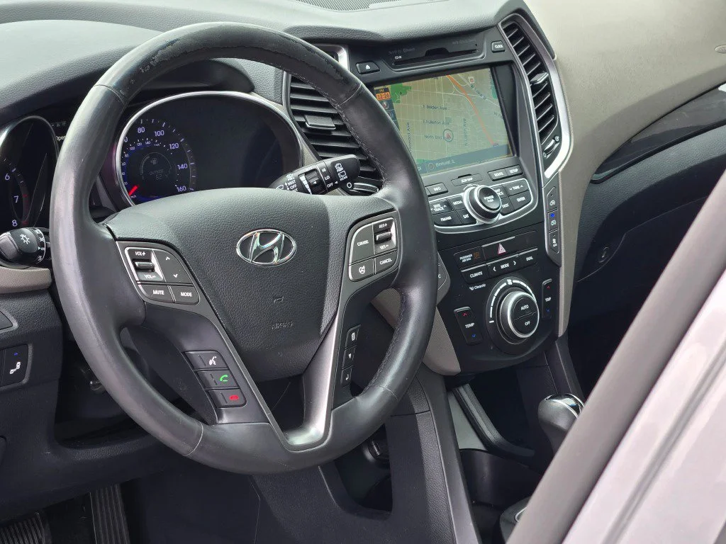 Used 2016 Gray Hyundai Limited image 24
