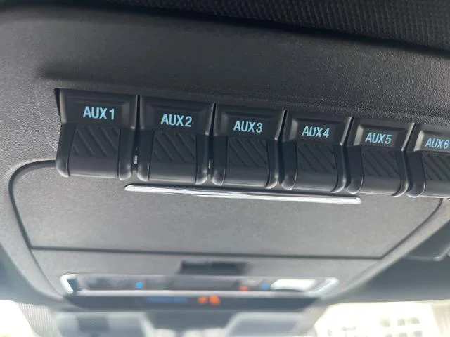 New 2025 Oxford White Ford Tremor® image 48