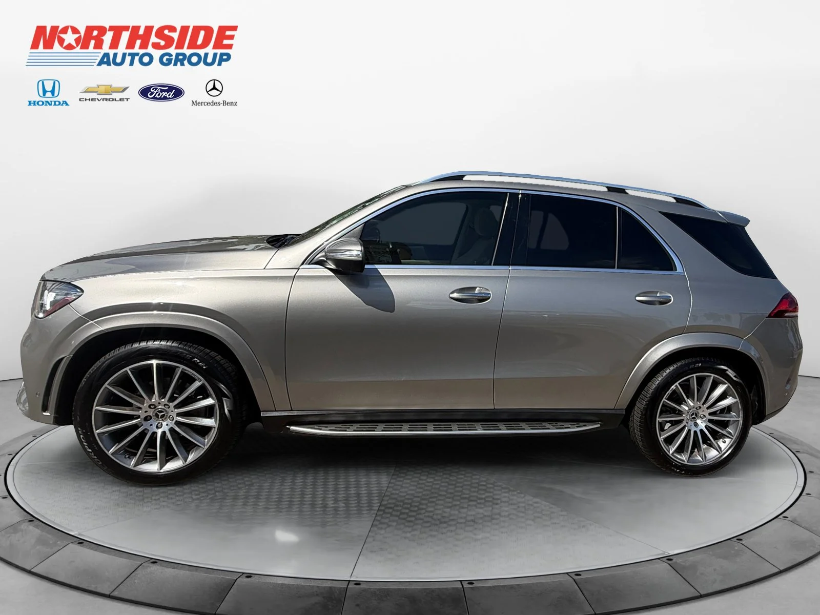 Used 2022 Mojave Silver Metallic Mercedes-Benz GLE 350 image 4