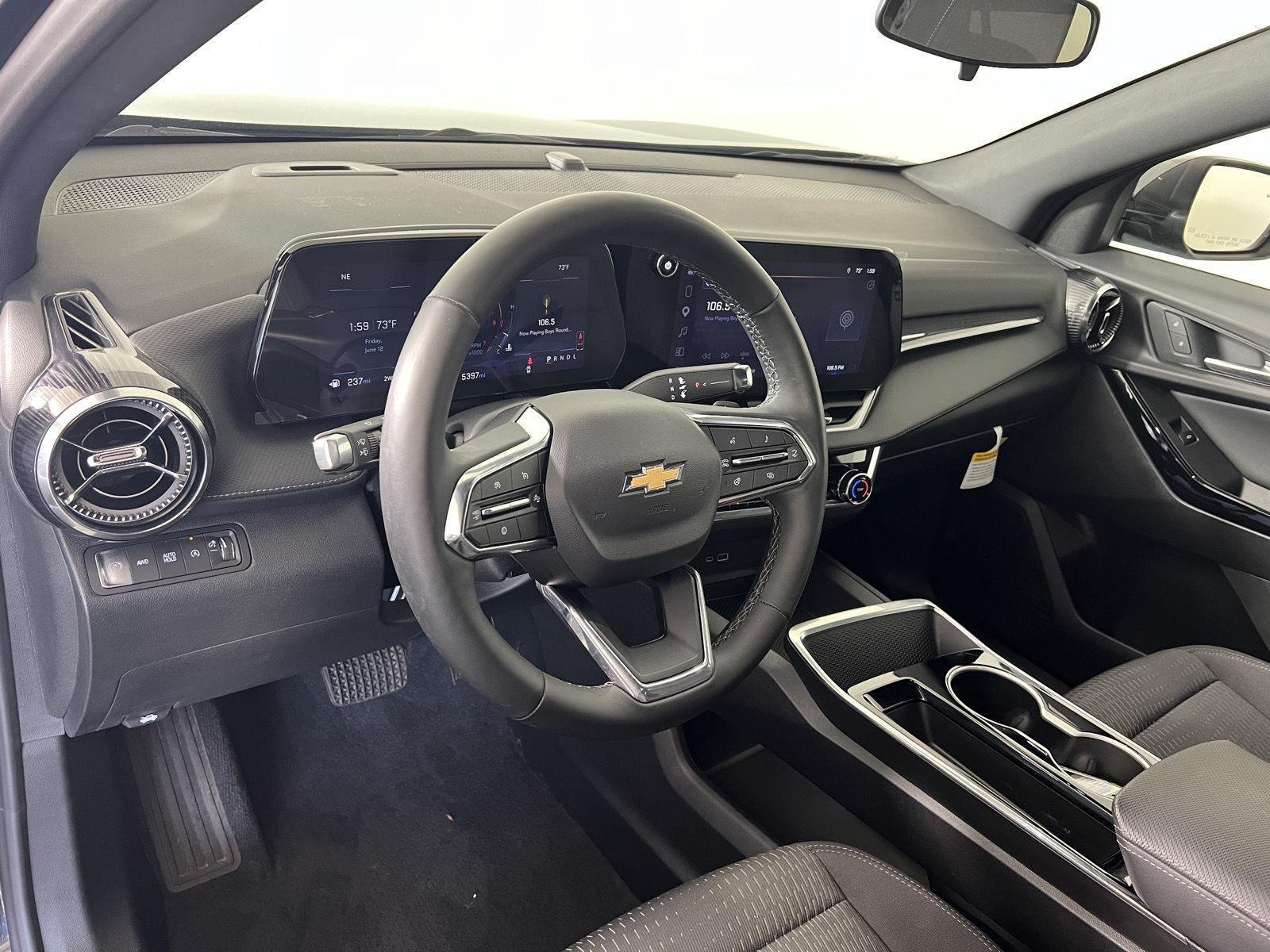 Used 2025 Mosaic Black Metallic Chevrolet AWD LT image 3
