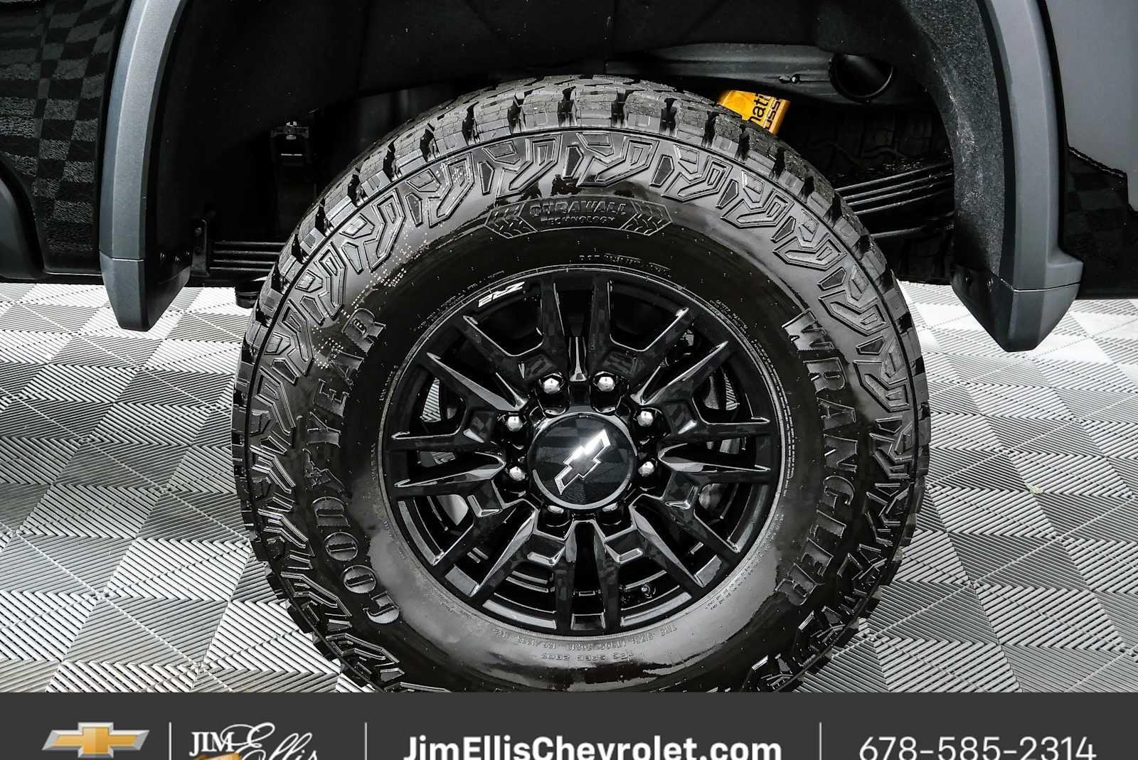 2026 Chevrolet Silverado 2500 HD ZR2 - Photo 36