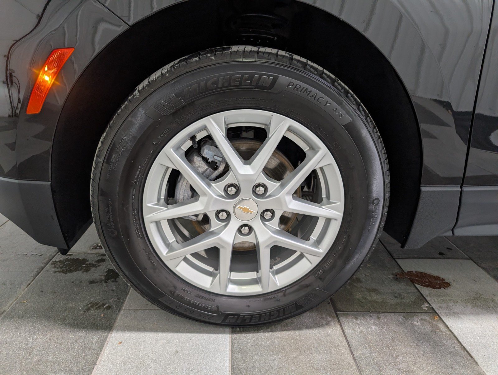 2024 Chevrolet Equinox LT photo 4