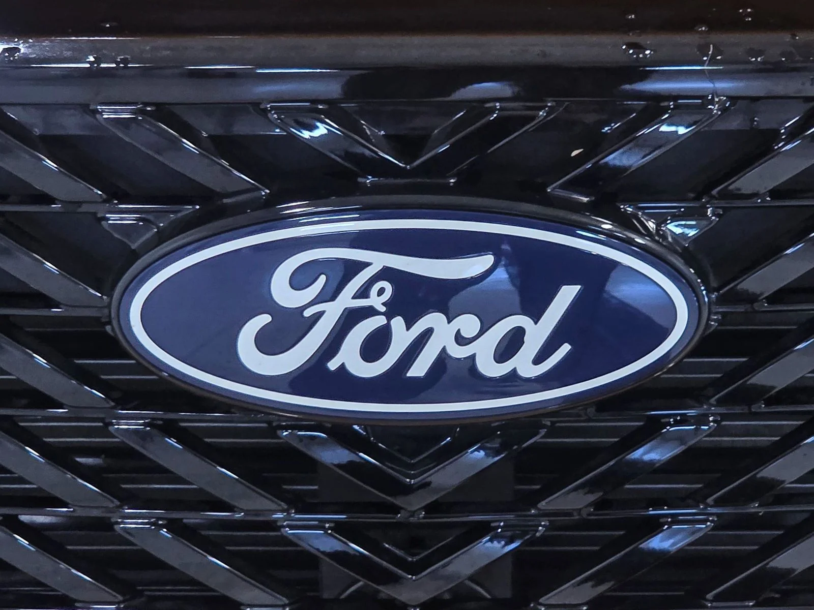 New 2026 Orange Fury Metallic Tri-Coat Ford XLT image 13