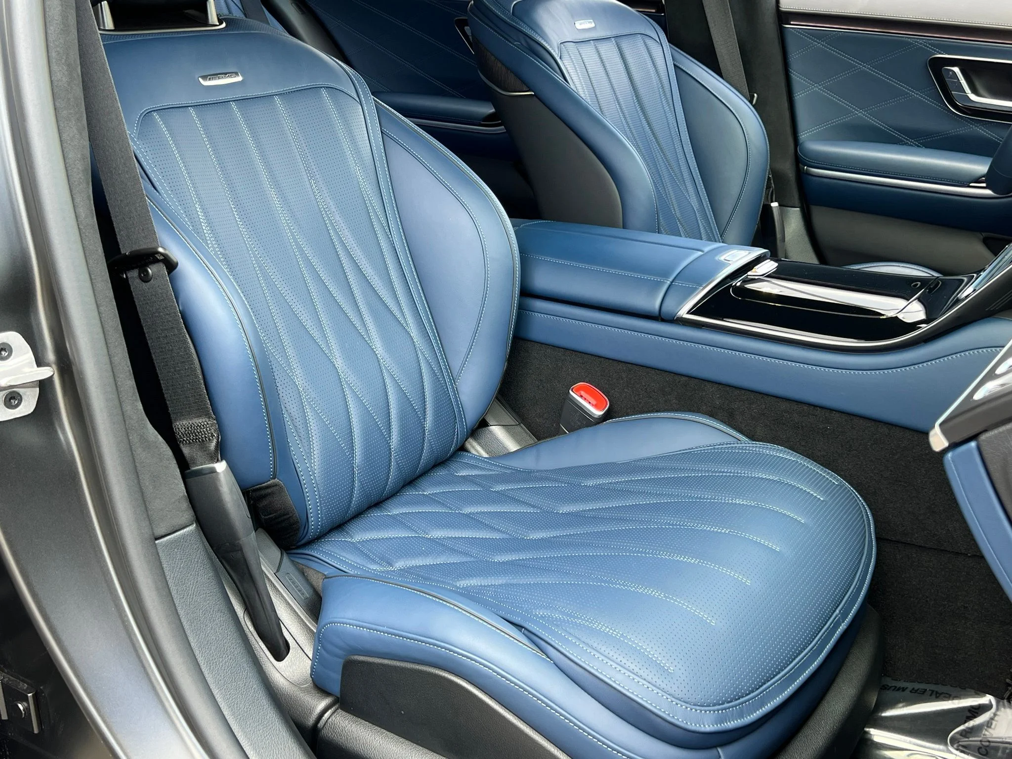 Used 2025 Gray Mercedes-Benz S 63 E AMG® image 20