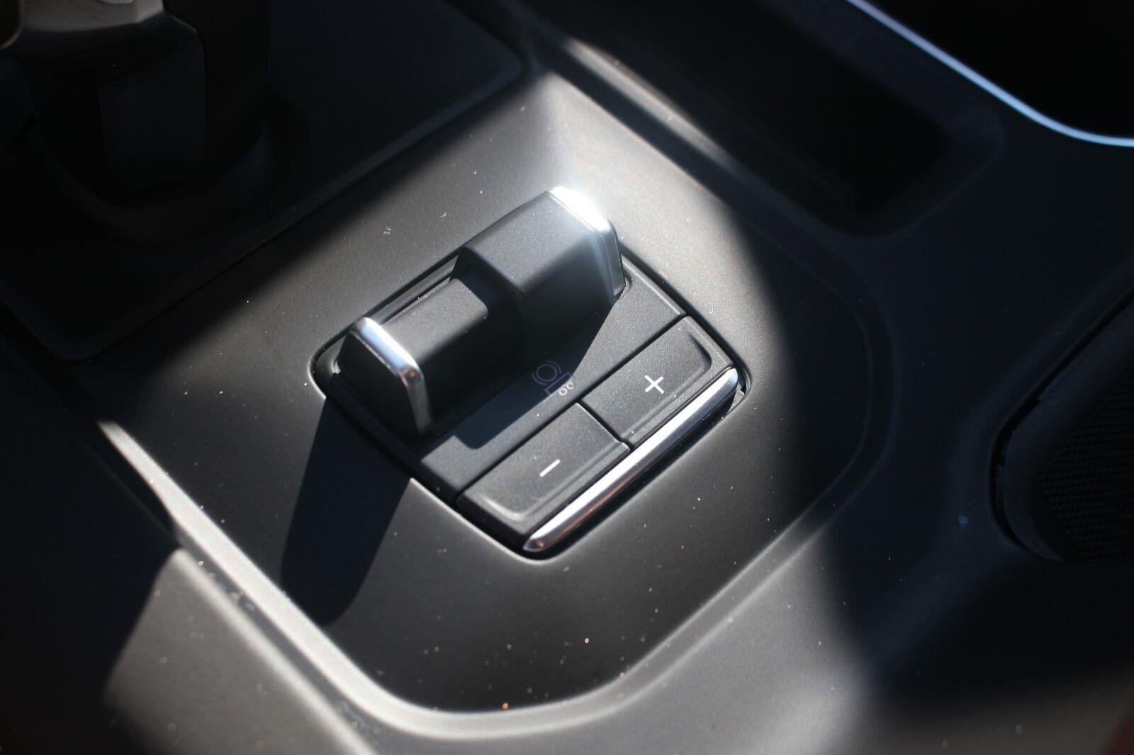 Used 2024 Onyx Black GMC Denali Ultimate image 25