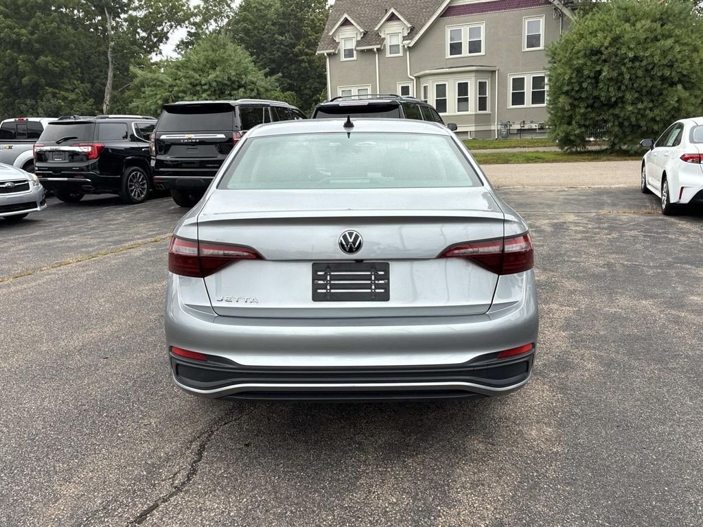 Used 2024 Silver Volkswagen 1.5T S image 6
