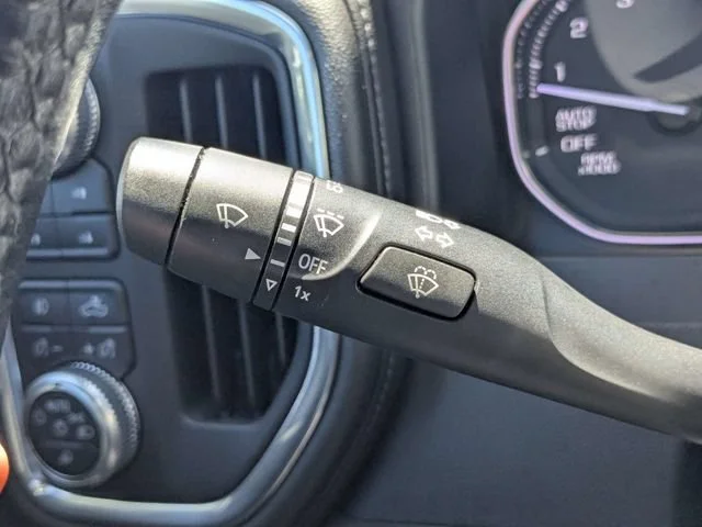 Used 2020 SATIN STEEL METALLIC GMC Elevation image 26