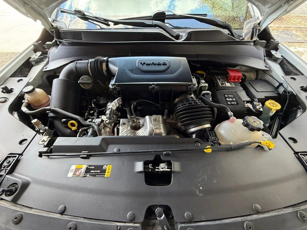 Used 2024 White Jeep Latitude image 20