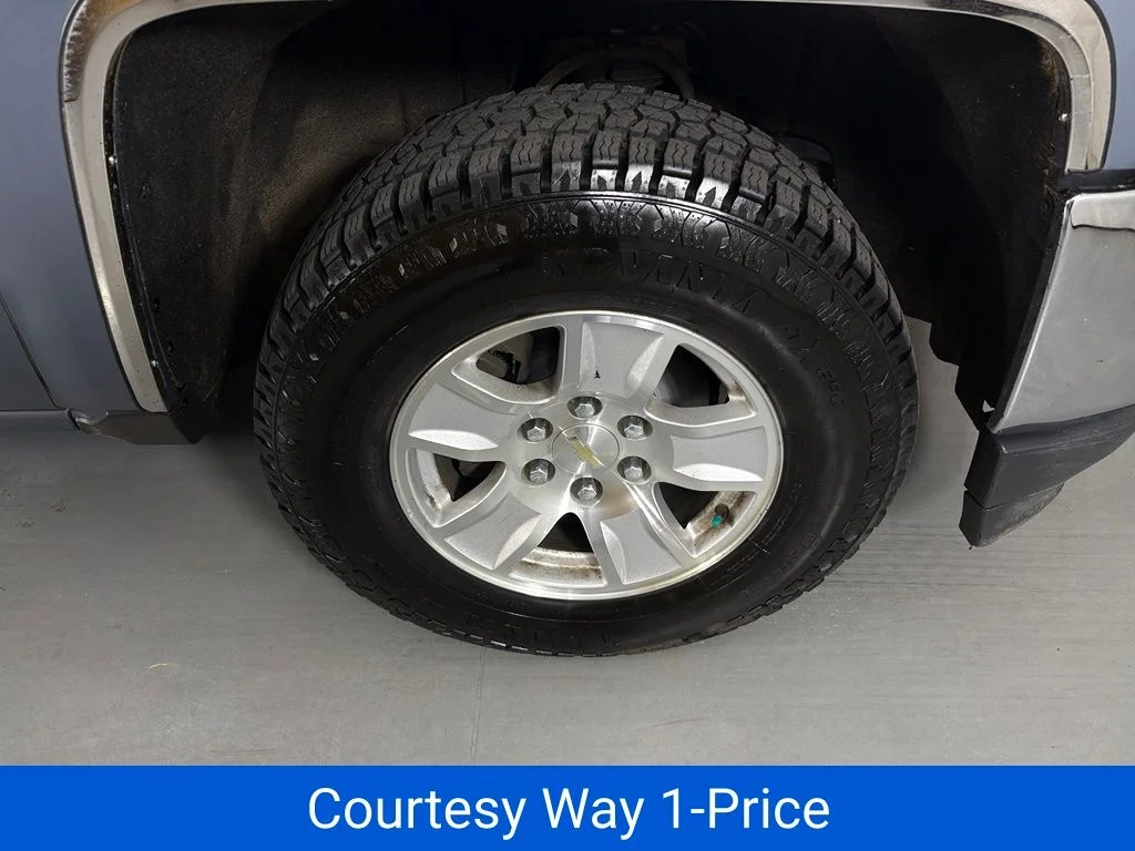 Used 2016 Gray Chevrolet LT image 13
