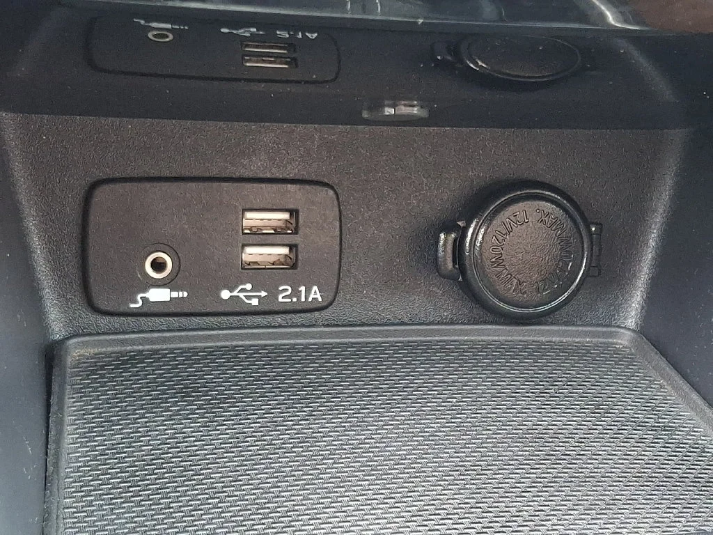 Used 2019 Gray Subaru Touring image 26