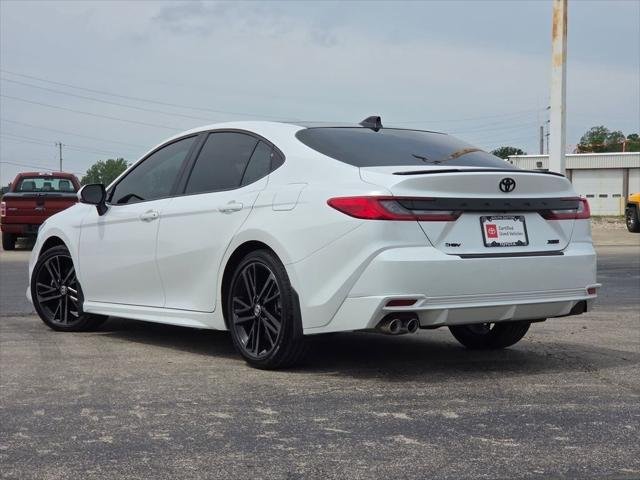Certified Used 2025 WIND CHILL PEARL Toyota  image 21