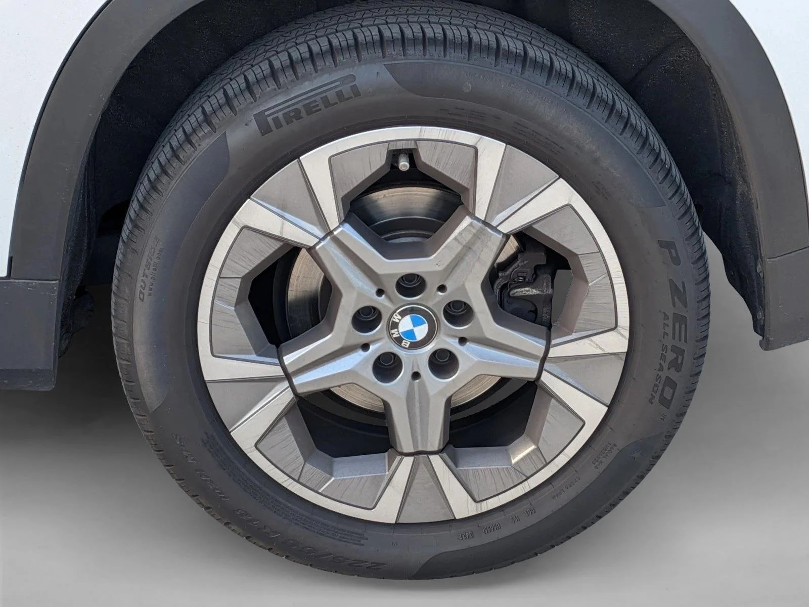 Used 2023 Alpine White BMW xDrive28i image 7