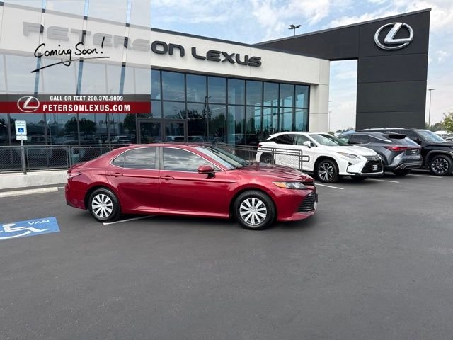 2020 Toyota Camry Hybrid LE