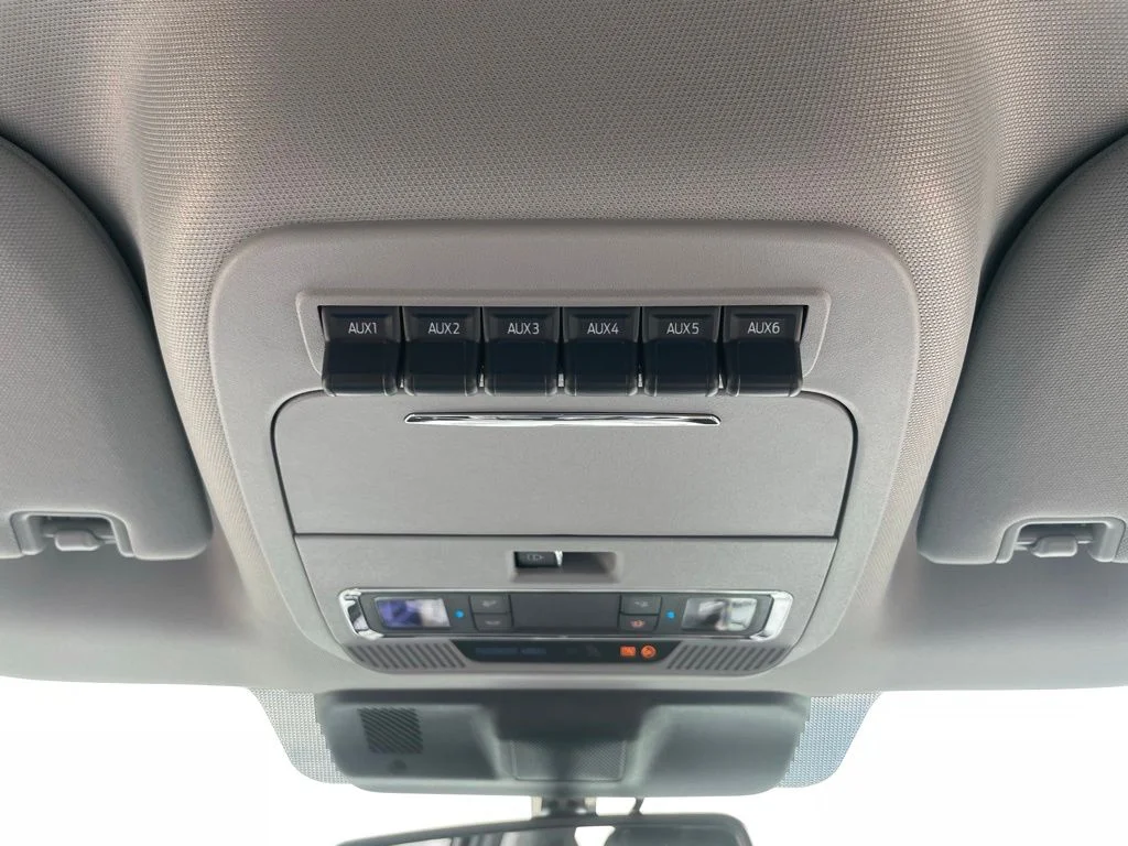 New 2026 Avalanche Gray Ford F-450® LARIAT® image 28