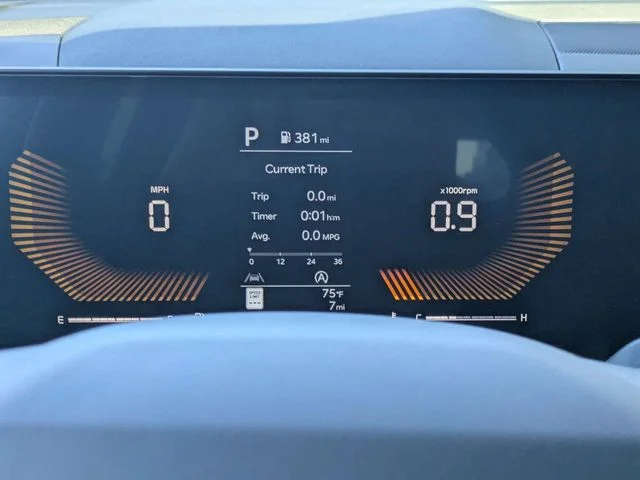 New 2026 Ivory Silver Kia S image 33