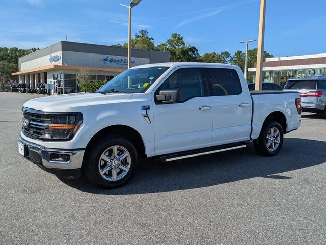 Certified Used 2025 Oxford White Ford XLT image 8