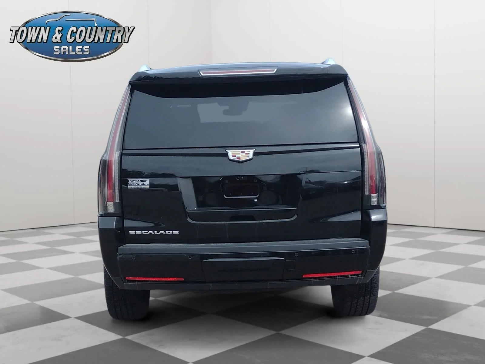Used 2020 Black Cadillac Premium Luxury image 5