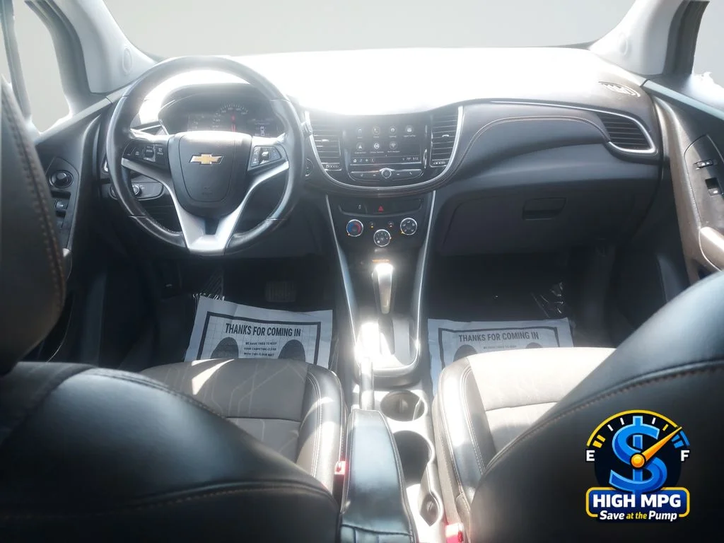 Used 2018 Gray Chevrolet LT image 25