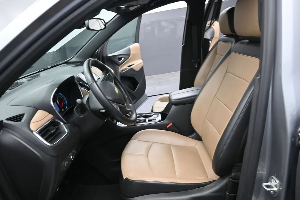 Used 2023 Gray Chevrolet Premier image 15