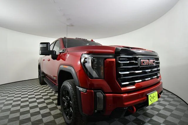 2024 GMC Sierra 3500HD AT4 - Photo 8