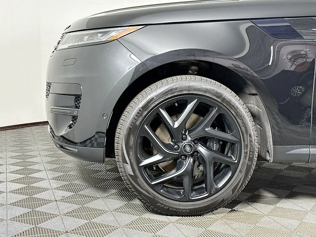 Certified Used 2024 Santorini Black Metallic Land Rover SE image 9