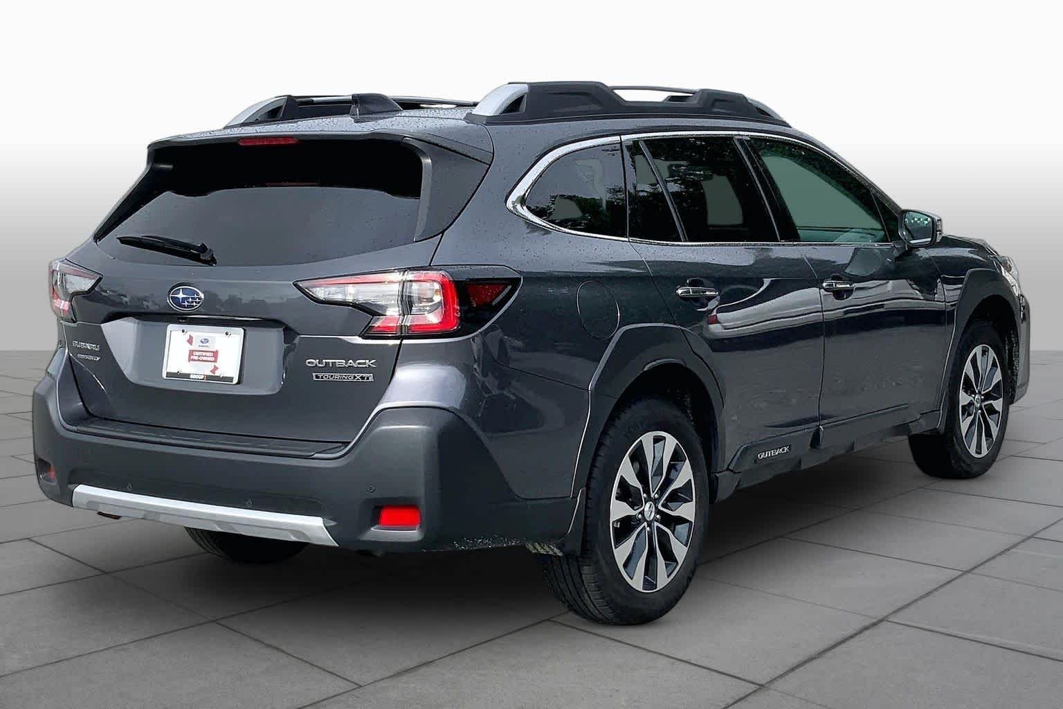 Used 2025 Magnetite Gray Metallic Subaru Touring XT image 13